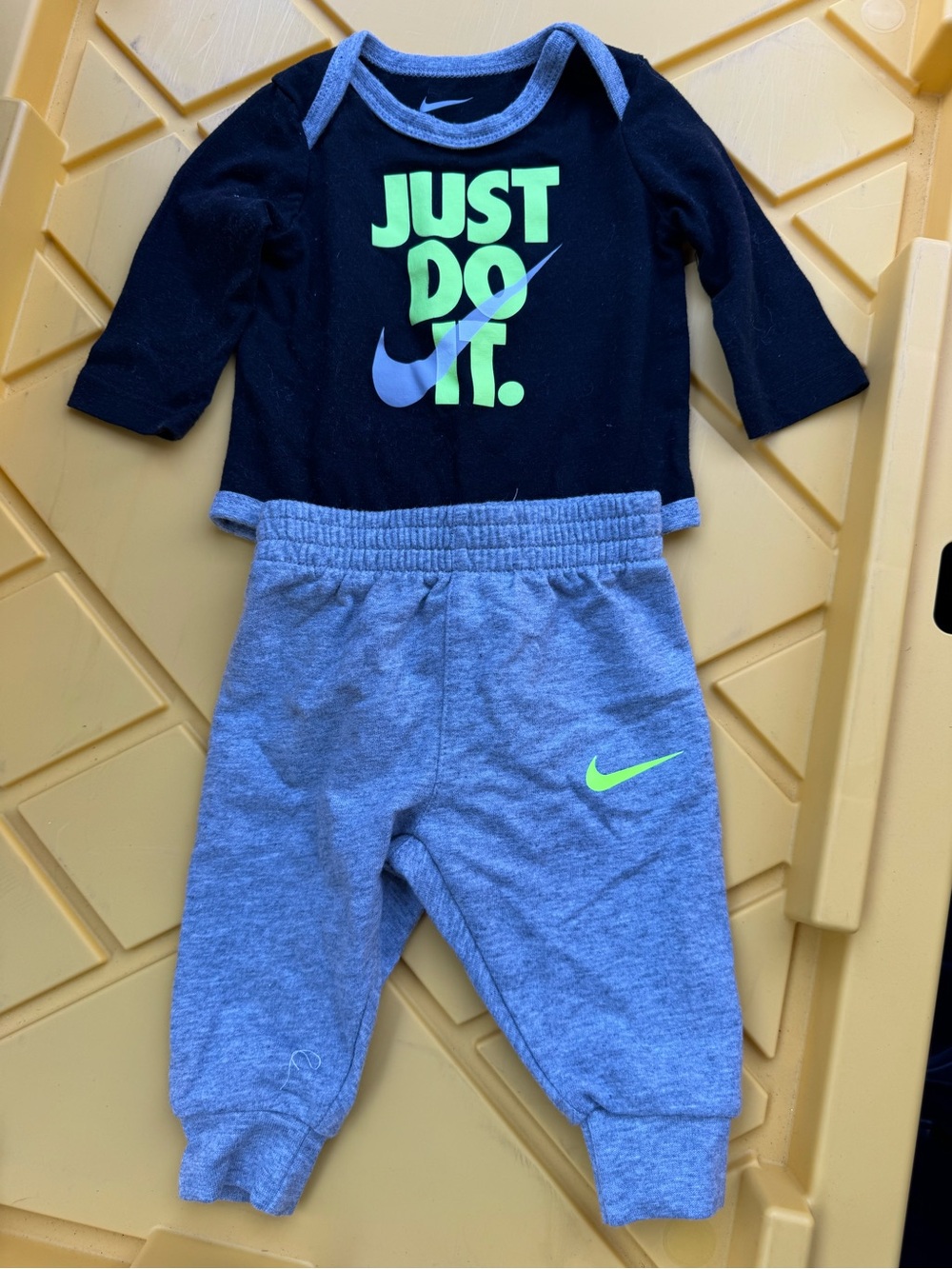Nike Black Top and Gray Joggers Set with Neon Green Swoosh